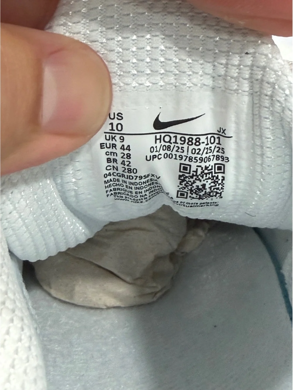 Size 10 - Nike Shox R4 “White Metallic Silver” 2024